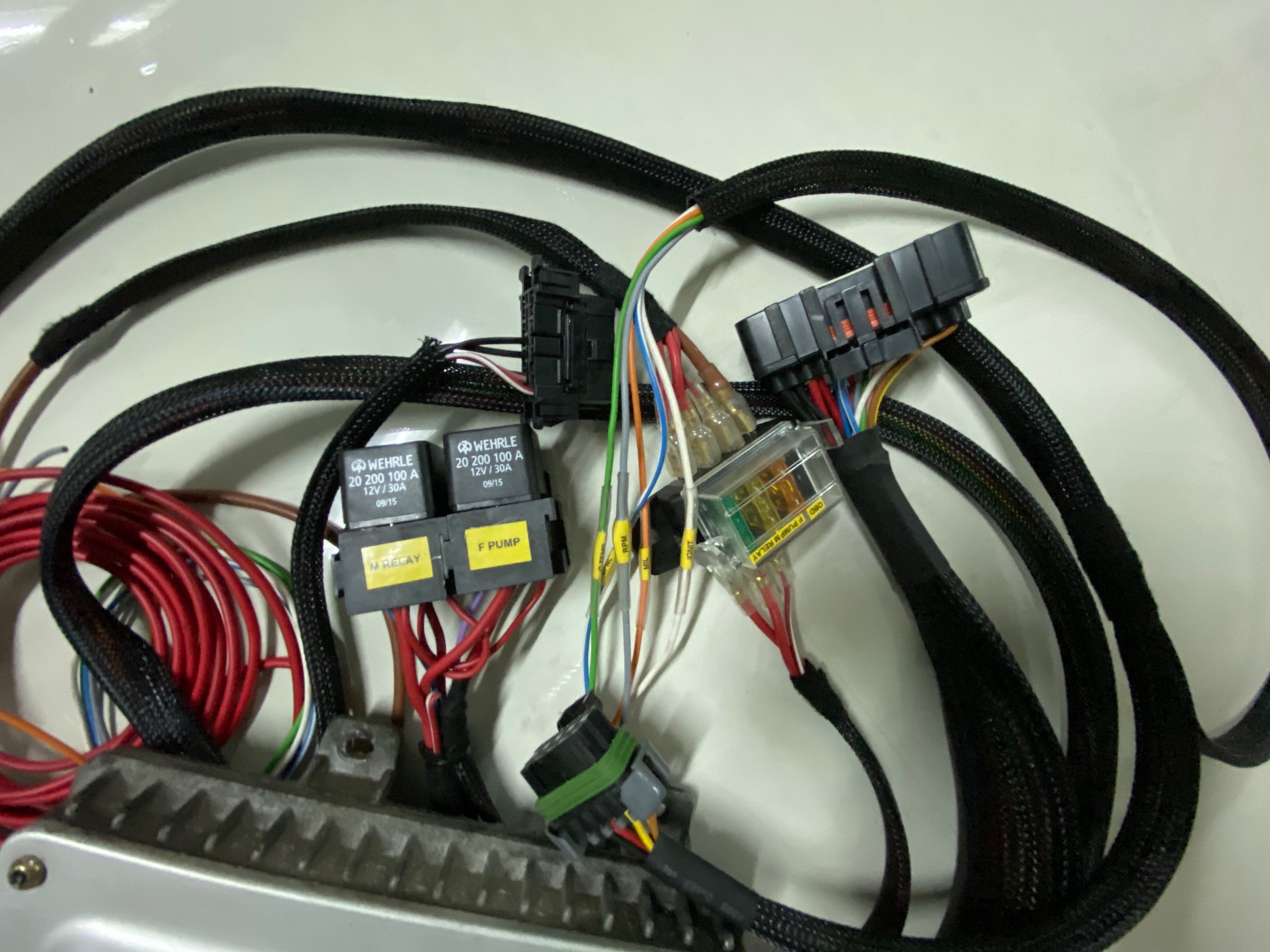 standalone-wiring-loom-products-td5inside